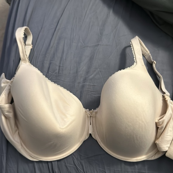 Body by Victoria full coverage bra - Picture 2 of 3